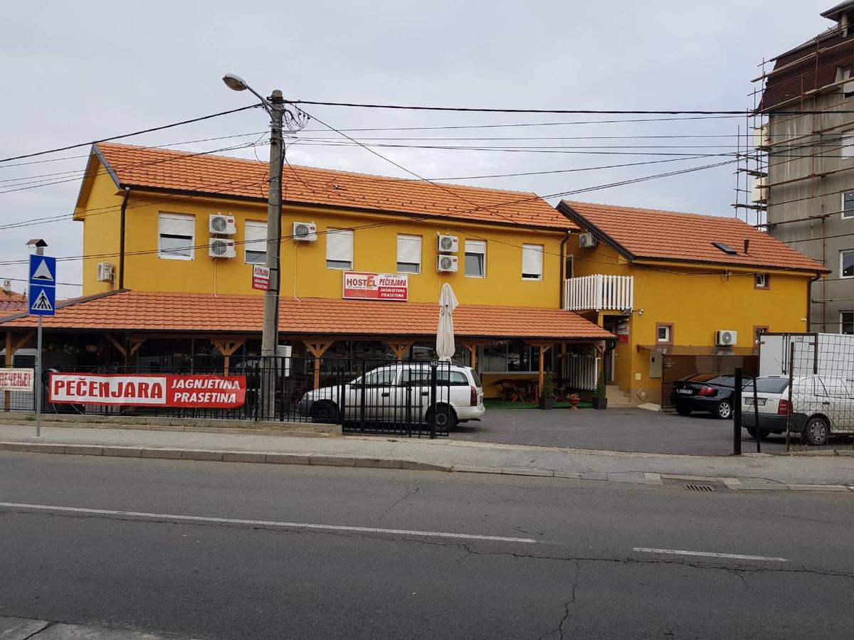 Di Camera Uno Beograd Bagian luar foto